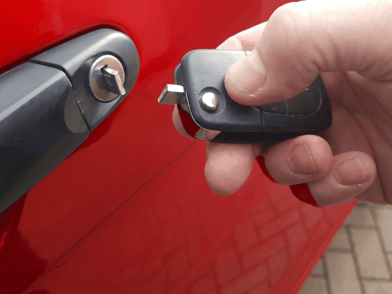 car lockout causes Essex — keys locked inside broken key lost keys
